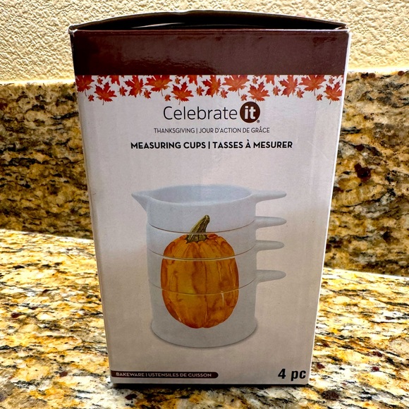 Set of (4) Stacking Measuring Cups - Fall, Thanksgiving, Pumpkin Theme - Ceramic - Picture 9 of 12